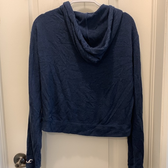 3/$35 hollister soft dark blue hoodie (size xs) - Picture 4 of 5